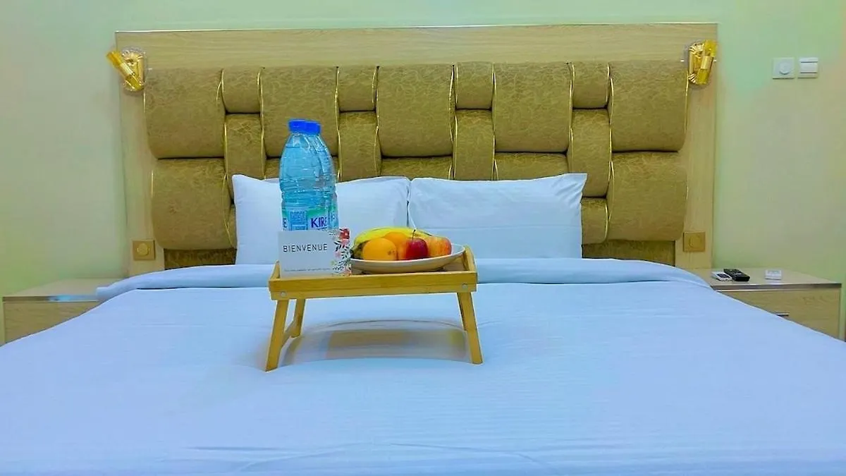 Charmant Appartement Bien Equipe A Mamelles Dakar 0*,  Senegal